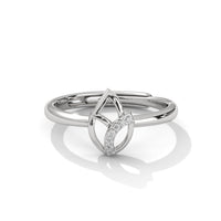Stylish Leafy Silver Ring