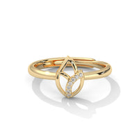 Stylish Leafy Silver Ring
