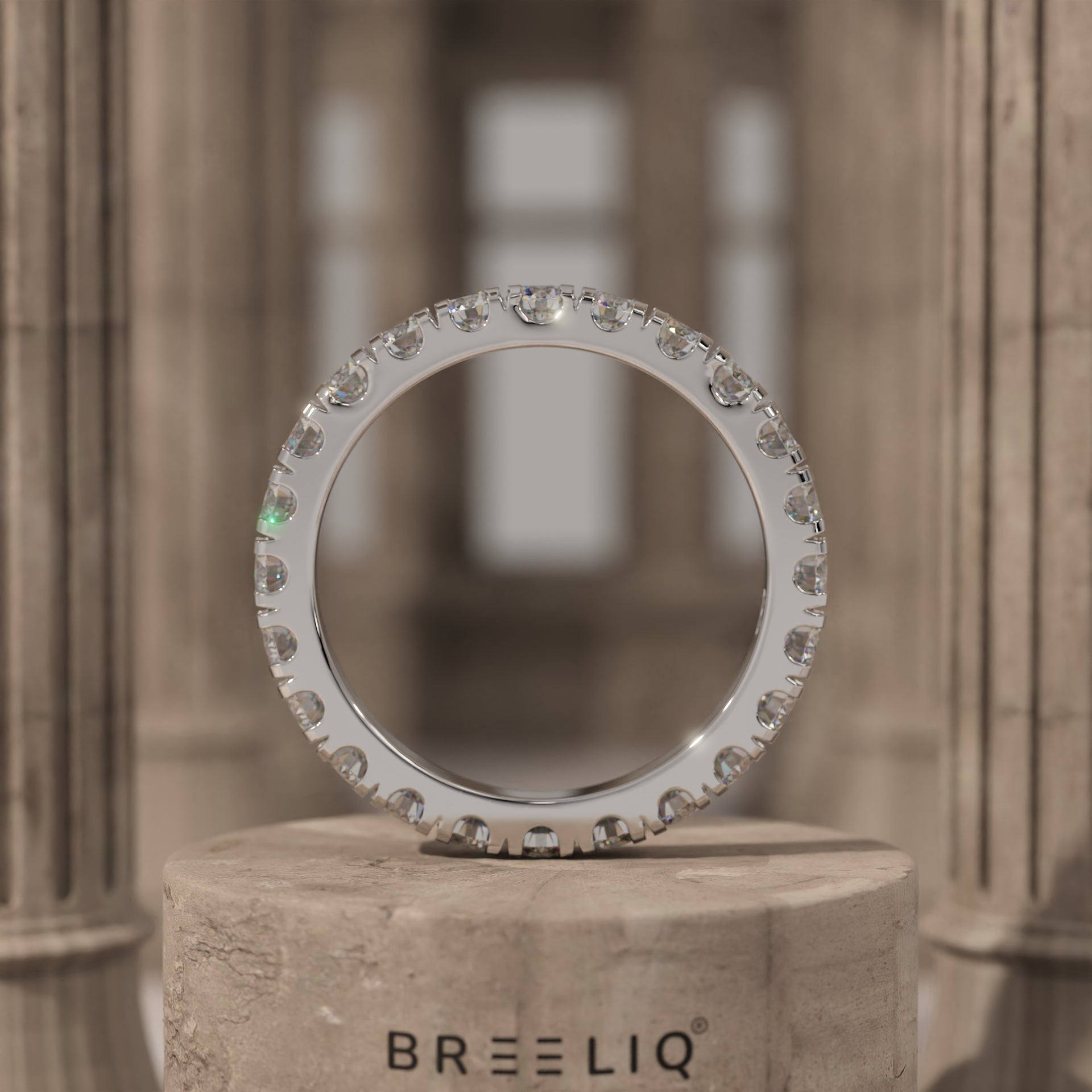 Lab Grown Wedding Band With Round Diamond