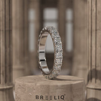Lab Grown Wedding Band With Round Diamond