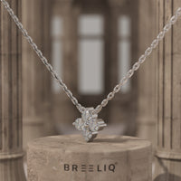 Deliciated Floral Necklace