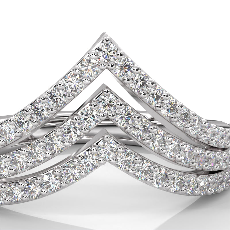 Luxurious 925 Sterling Silver Diamond Ring